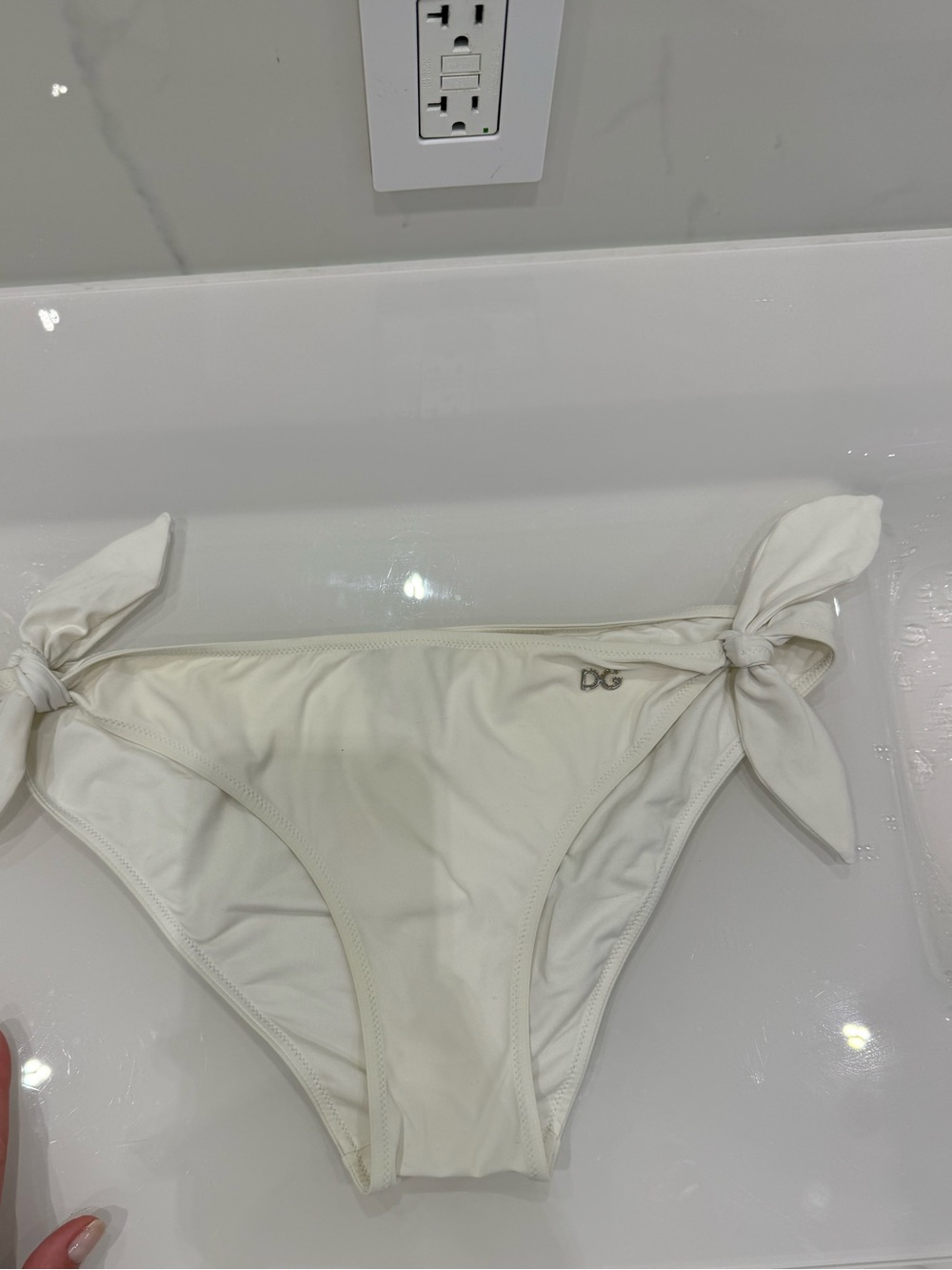 Dolce & Gabbana swimming suit, preowned condition, size M - Picture 5 of 12